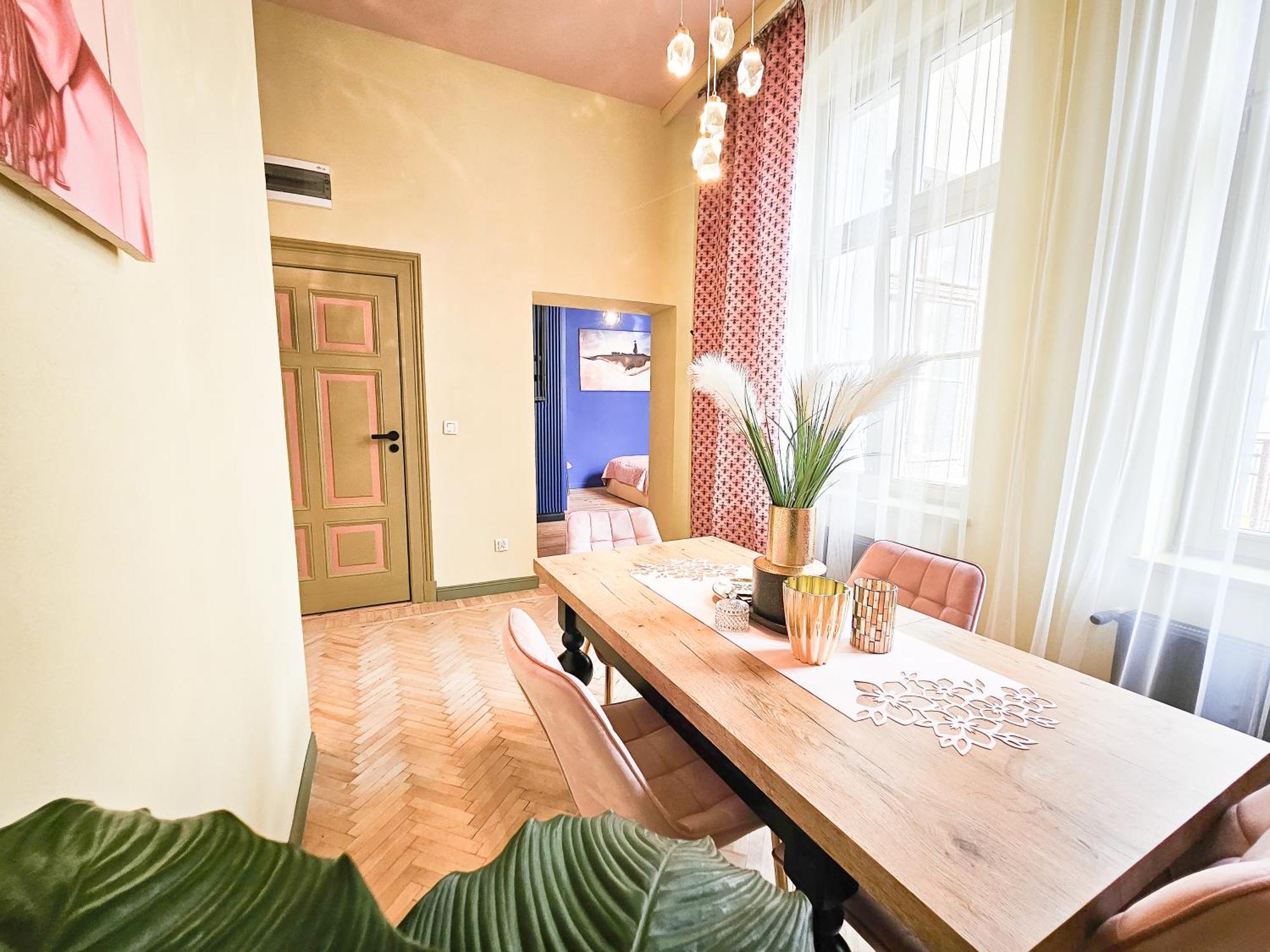 Butik Apartamenty Old Town Torun - Parking Ngoại thất bức ảnh
